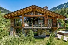 Chalet in Chamonix-Mont-Blanc - Black Stone