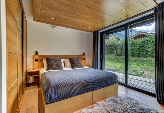 Chalet in Chamonix-Mont-Blanc - Black Pearl Chalet in Chamonix-Mont-Blanc - Black Pearl