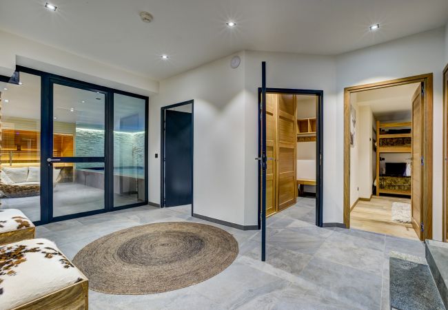 Entrance to wellness area Chalet Black Pearl has a large wellness area