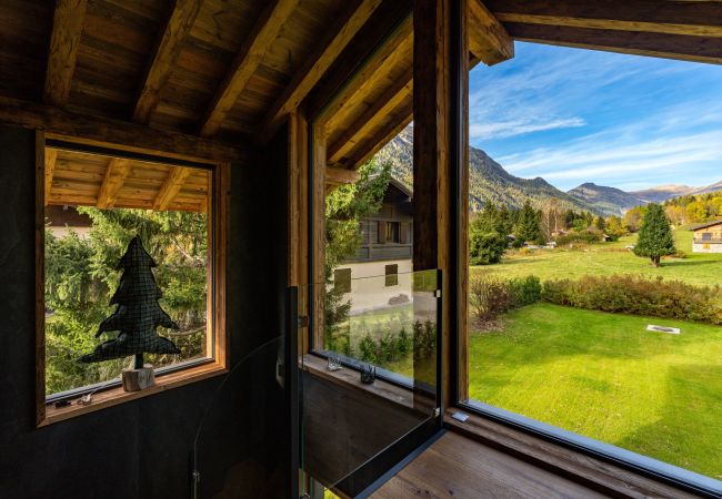 Link to the 2nd part of the chalet with beautiful views There is a link to the 2nd part Chalet les Côtés du Lavancher with beautiful views.